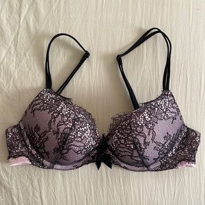 Victoria's Secret Very Sexy Push Up Bra Eyelash Lace Detail Pink Black Strappy